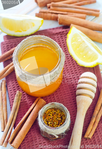 Image of honey and lemon