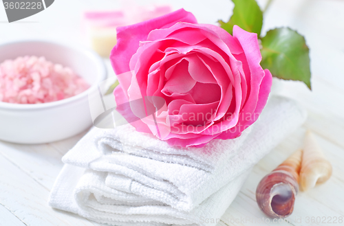 Image of rose and towels