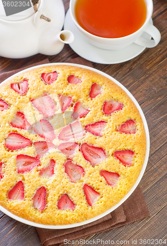 Image of pie with strawberry