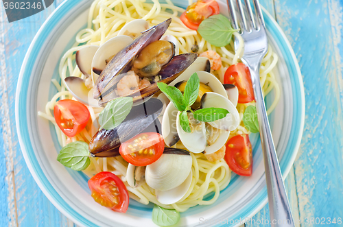 Image of pasta with seafood