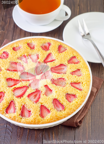 Image of pie with strawberry