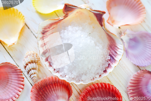 Image of sea salt and shells