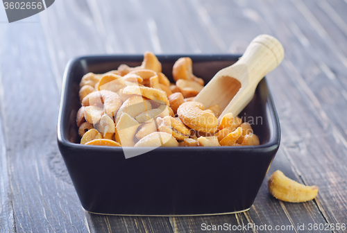 Image of cashew
