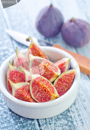 Image of fresh figs