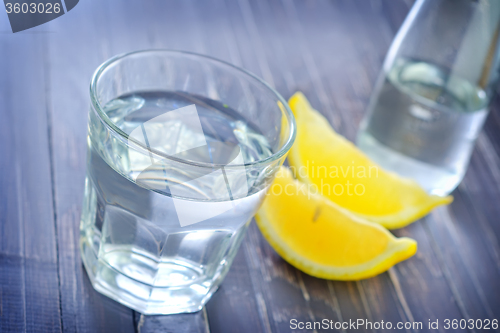 Image of water with lemon