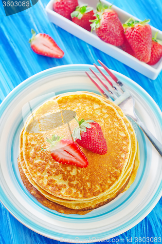 Image of pancakes with strawberry