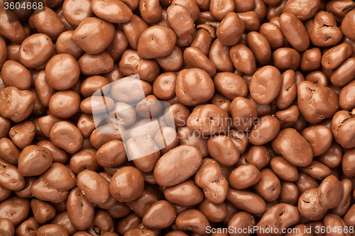 Image of Chocolate covered raisins