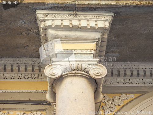 Image of Ionic capital