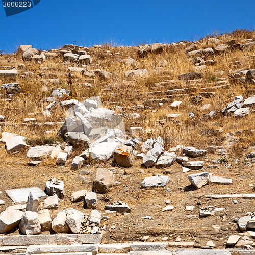 Image of archeology  in delos greece the historycal acropolis and old rui