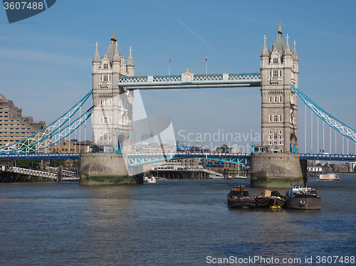 Image of Tower Bridge in London