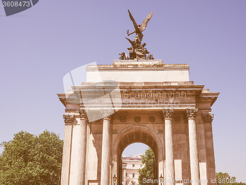 Image of Retro looking Wellington arch in London