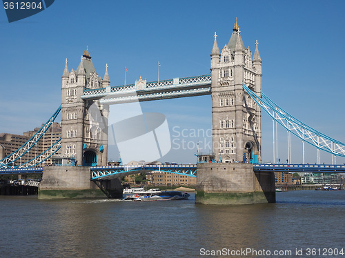 Image of Tower Bridge in London