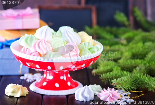 Image of mini meringues