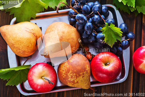 Image of autumn fruits