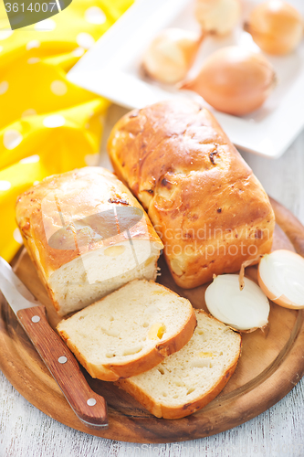 Image of onion bread