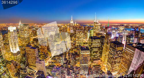 Image of New York City Manhattan downtown skyline.