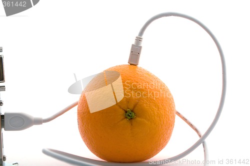 Image of The orange connected through usb cable