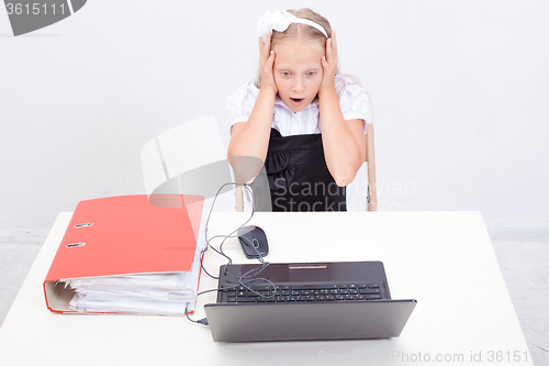 Image of Girl using his laptop computer