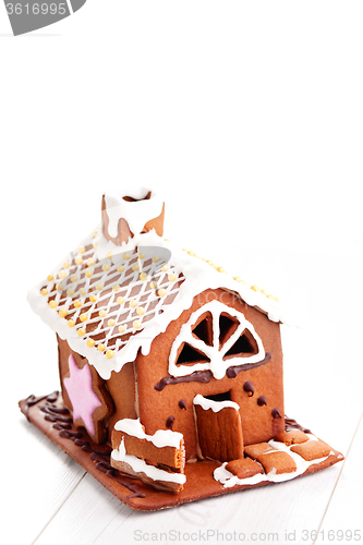 Image of gingerbread house 