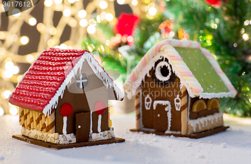 Image of closeup of beautiful gingerbread house at home