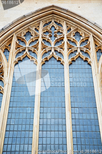 Image of door southwark  cathedral in london england old  construction an