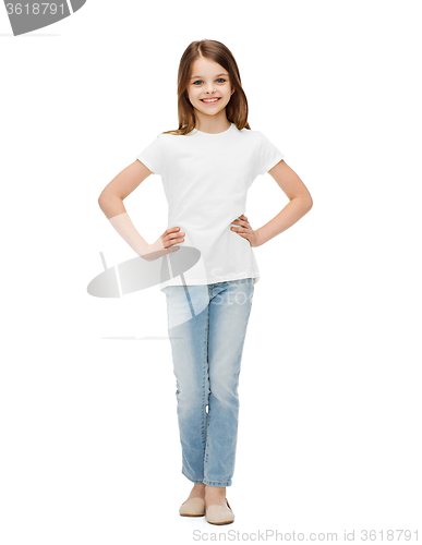 Image of smiling little girl in casual clothes