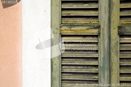 Image of window  varese palaces italy abstract    in the concrete  brick