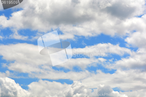 Image of clouds in the blue sky