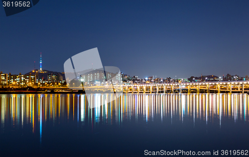 Image of Seoul skyline at night