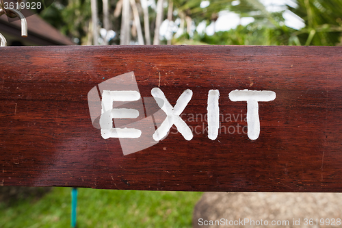 Image of Exit sign at park