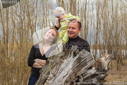 Image of Dad mom and son   