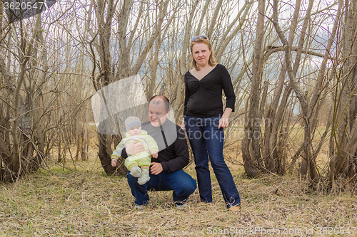 Image of Dad mom and son   