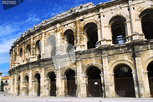 Image of Roman arena in Nimes France