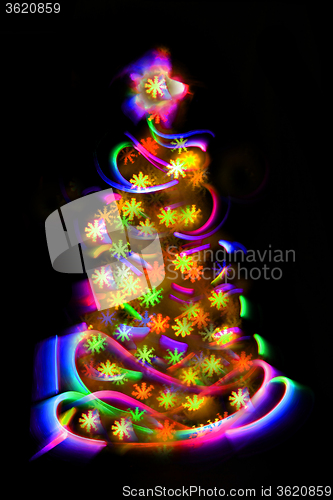 Image of xmas tree from the christmas lights