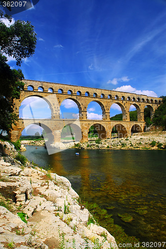 Image of Pont du Gard in southern France