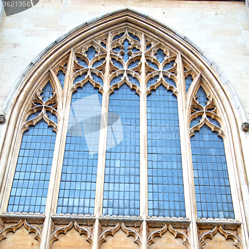 Image of door southwark  cathedral in london england old  construction an