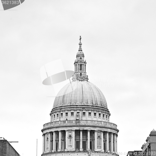 Image of st paul cathedral in london england old construction and religio