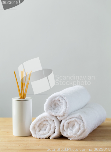 Image of Home diffuser and white towel