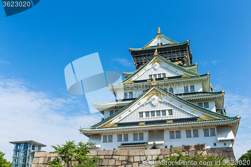 Image of Osaka castle with blue sky
