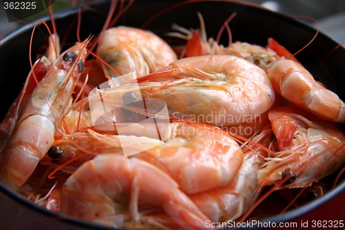 Image of Whole cooked prawns