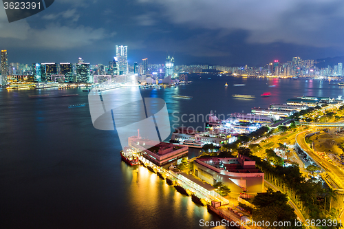 Image of Hong Kong bay at night