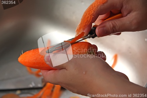 Image of Peeling carrot