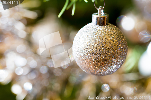 Image of Decorated christmas tree with silver balls 