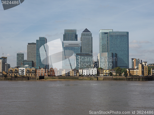 Image of Canary Wharf in London