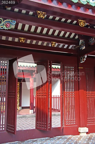 Image of Chinese temple entrance