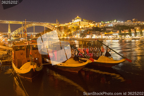 Image of EUROPE PORTUGAL PORTO RIBEIRA OLD TOWN DOURO RIVER