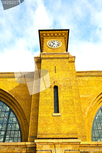 Image of  architecture in london  brick exterior    wall