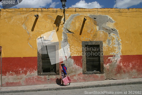 Image of Mexican street