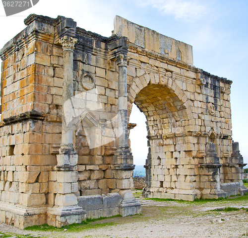 Image of volubilis in morocco africa the old roman deteriorated monument 