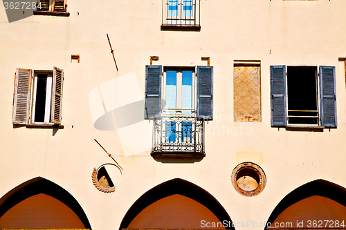 Image of in europe italy milan old  venetian 